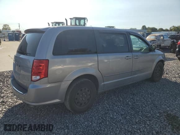 ✅ 2016 Dodge Grand Caravan SE • VIN: 2C4RDGBG4GR123024 • Lot: 71948705. Listed on Copart with 104,407 mi. Free auction sales archive from the USA and detailed vehicle history report at DreamBid. Image 3.