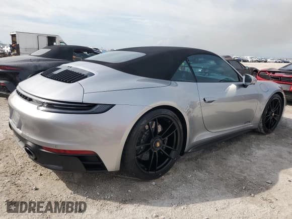 ✅ 2022 Porsche 911 Carrera S • VIN: WP0CB2A95NS245419 • Lot: 74855374. Wystawiony na Copart z przebiegiem 8 649 mil. Bezpłatny archiwum sprzedaży aukcyjnych z USA i szczegółowy raport historii pojazdu na DreamBid. Zdjęcie 3.
