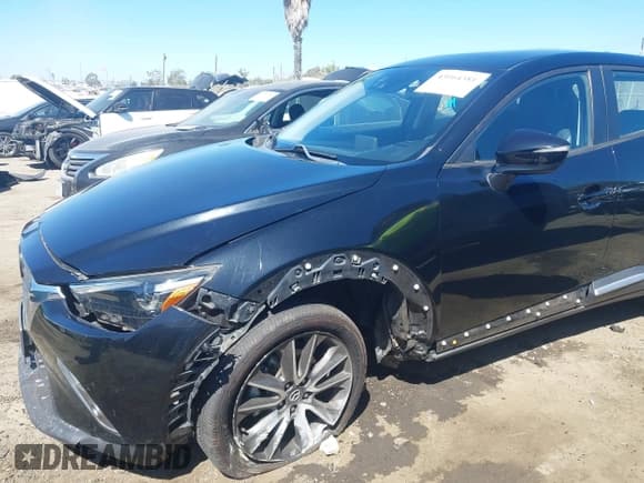 ✅ 2016 Mazda CX-3 Grand Touring • VIN: JM1DKBD70G0110278 • Lot: 43164381. Wystawiony na IAAI z przebiegiem 40 430 mil. Bezpłatny archiwum sprzedaży aukcyjnych z USA i szczegółowy raport historii pojazdu na DreamBid. Zdjęcie 6.