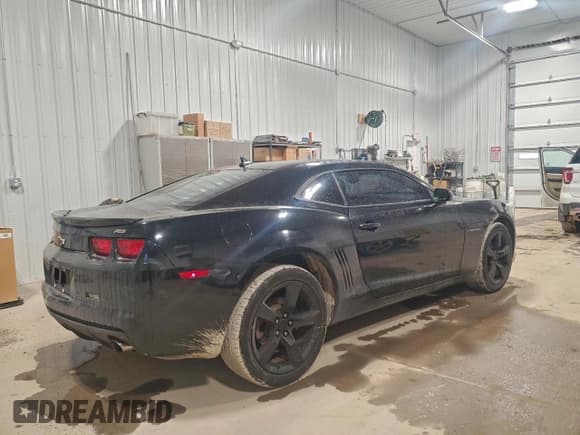 ✅ 2011 Chevrolet Camaro 2LT • VIN: 2G1FG1ED4B9129903 • Lot: 96139155. Wystawiony na Copart z przebiegiem 101 335 mil. Bezpłatny archiwum sprzedaży aukcyjnych z USA i szczegółowy raport historii pojazdu na DreamBid. Zdjęcie 3.