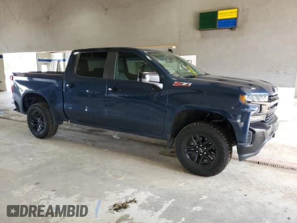 ✅ 2021 Chevrolet Silverado 1500 LT Trail Boss • VIN: 3GCPYFED5MG212593 • Lot: 65047244. Wystawiony na Copart z przebiegiem 40 920 mil. Bezpłatny archiwum sprzedaży aukcyjnych z USA i szczegółowy raport historii pojazdu na DreamBid. Zdjęcie 4.