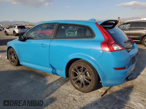 ✅ 2013 Volvo C30 T5 • VIN: YV1672MK8D2308499 • Lot: 81385894. Listed on Copart with 146,862 mi. Free auction sales archive from the USA and detailed vehicle history report at DreamBid. Image 2.
