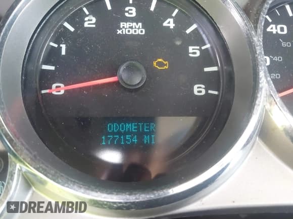 ✅ 2013 Chevrolet Silverado 2500HD Work Truck • VIN: 1GC0CVCG7DF156942 • Lot: 42725390. Wystawiony na IAAI z przebiegiem 177 154 mil. Bezpłatny archiwum sprzedaży aukcyjnych z USA i szczegółowy raport historii pojazdu na DreamBid. Zdjęcie 15.