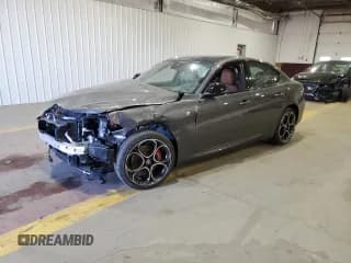 ✅ 2024 Alfa Romeo Giulia Veloce • VIN: ZARFANBN4R7679391 • Lot: 79041214. Wystawiony na Copart z przebiegiem Nie podano. Bezpłatny archiwum sprzedaży aukcyjnych z USA i szczegółowy raport historii pojazdu na DreamBid. Zdjęcie 1.