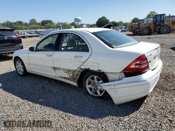✅ 2004 Mercedes-Benz C 240 • VIN: WDBRF81J04F512788 • Lot: 55029245. Wystawiony na Copart z przebiegiem 155 524 mil. Bezpłatny archiwum sprzedaży aukcyjnych z USA i szczegółowy raport historii pojazdu na DreamBid. Zdjęcie 2.