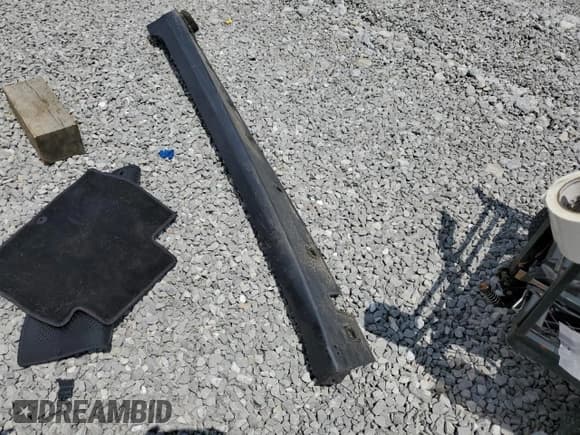 ✅ 2013 Hyundai Azera • VIN: KMHFG4JG9DA254147 • Лот: 64744425. Опубликован ранее на Copart с пробегом 173 015 миль. Бесплатный доступ к архиву аукционных продаж из США и подробный отчёт об истории автомобиля на DreamBid. Изображение 12.