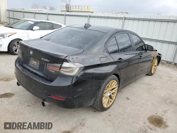✅ 2013 BMW 3 Series 335i • VIN: WBA3A9G5XDNP36904 • Lot: 50562595. Wystawiony na Copart z przebiegiem 110 302 mil. Bezpłatny archiwum sprzedaży aukcyjnych z USA i szczegółowy raport historii pojazdu na DreamBid. Zdjęcie 3.