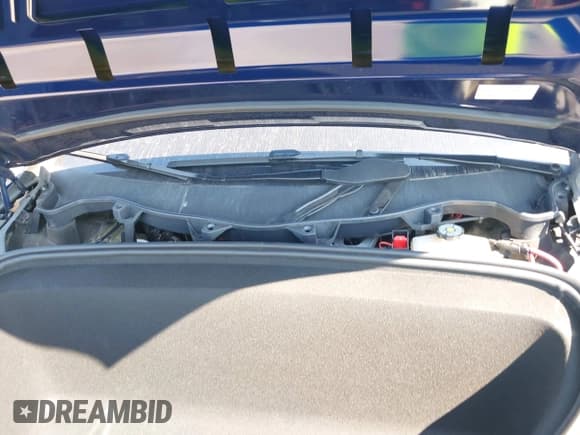 ✅ 2023 Tesla Model X • VIN: 7SAXCDE56PF385127 • Lot: 43183094. Wystawiony na IAAI z przebiegiem 71 391 mil. Bezpłatny archiwum sprzedaży aukcyjnych z USA i szczegółowy raport historii pojazdu na DreamBid. Zdjęcie 10.