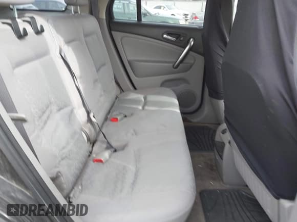 ✅ 2006 Saturn VUE • VIN: 5GZCZ33D56S800565 • Lot: 41717849. Wystawiony na IAAI z przebiegiem 177 820 mil. Bezpłatny archiwum sprzedaży aukcyjnych z USA i szczegółowy raport historii pojazdu na DreamBid. Zdjęcie 8.