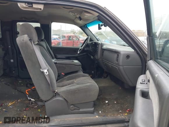 ✅ 2003 Chevrolet Silverado 1500 LS • VIN: 2GCEK19T731277336 • Лот: 43660836. Опубликован ранее на IAAI с пробегом 19 247 миль. Бесплатный доступ к архиву аукционных продаж из США и подробный отчёт об истории автомобиля на DreamBid. Изображение 5.