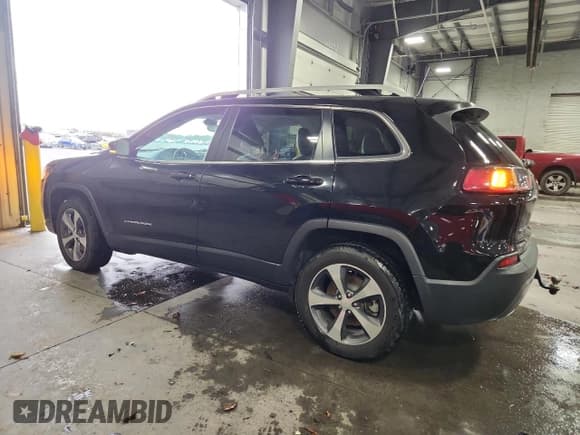 ✅ 2019 Jeep Cherokee Limited • VIN: 1C4PJMDX4KD283363 • Lot: 93258725. Listed on Copart with 82,375 mi. Free auction sales archive from the USA and detailed vehicle history report at DreamBid. Image 2.