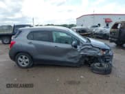 ✅ 2020 Chevrolet Trax LS • VIN: 3GNCJKSB3LL293007 • Lot: 42159745. Listed on IAAI with 31,226 mi. Free auction sales archive from the USA and detailed vehicle history report at DreamBid. Image 13.