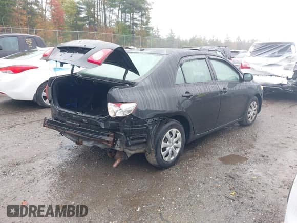 ✅ 2009 Toyota Corolla XLE • VIN: JTDBL40EX9J034814 • Lot: 43416486. Listed on IAAI with 137,894 mi. Free auction sales archive from the USA and detailed vehicle history report at DreamBid. Image 4.