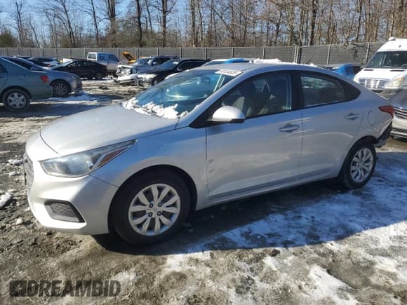 ✅ 2018 Hyundai Accent SE • VIN: 3KPC24A34JE025340 • Лот: 88134635. Опубликован ранее на Copart с пробегом 58 469 миль. Бесплатный доступ к архиву аукционных продаж из США и подробный отчёт об истории автомобиля на DreamBid. Изображение 1.