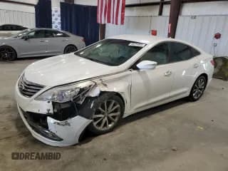 ✅ 2015 Hyundai Azera • VIN: KMHFG4JG1FA478130 • Лот: 49274965. Опубликован ранее на Copart с пробегом 134 572 миль. Бесплатный доступ к архиву аукционных продаж из США и подробный отчёт об истории автомобиля на DreamBid. Изображение 1.