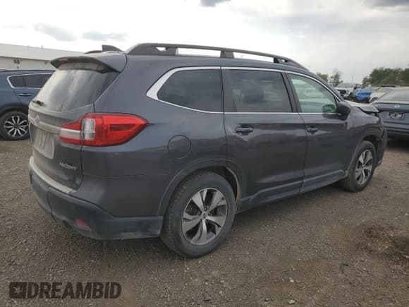 ✅ 2019 Subaru Ascent Premium • VIN: 4S4WMACD0K3472652 • Lot: 84623115. Listed on Copart with 136,138 mi. Free auction sales archive from the USA and detailed vehicle history report at DreamBid. Image 3.