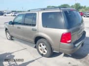 ✅ 2004 Ford Explorer • VIN: 1FMZU83E24UB48730 • Lot: 42007438. Wystawiony na IAAI z przebiegiem 166 246 mil. Bezpłatny archiwum sprzedaży aukcyjnych z USA i szczegółowy raport historii pojazdu na DreamBid. Zdjęcie 3.