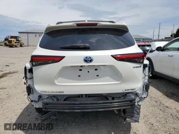 ✅ 2020 Toyota Highlander Hybrid Limited • VIN: 5TDDBRCH7LS012911 • Lot: 60807624. Listed on Copart with 43,775 mi. Free auction sales archive from the USA and detailed vehicle history report at DreamBid. Image 6.