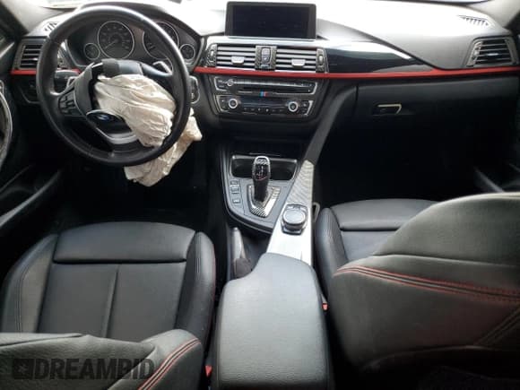 ✅ 2015 BMW 3 Series 335i • VIN: WBA3A9G56FNT09240 • Lot: 68470875. Wystawiony na Copart z przebiegiem Nie podano. Bezpłatny archiwum sprzedaży aukcyjnych z USA i szczegółowy raport historii pojazdu na DreamBid. Zdjęcie 8.