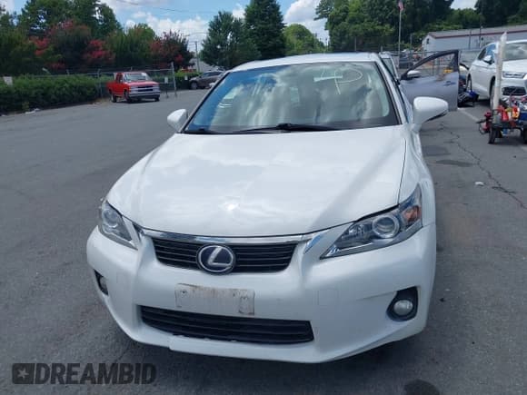 ✅ 2011 Lexus CT 200h • VIN: JTHKD5BH8B2002520 • Lot: 42745569. Listed on IAAI with 234,294 mi. Free auction sales archive from the USA and detailed vehicle history report at DreamBid. Image 12.