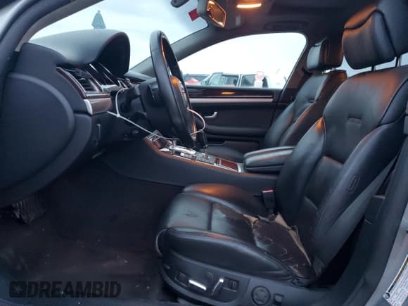 ✅ 2007 Audi A8 4.2L • VIN: WAUMV44E27N020213 • Lot: 93978605. Wystawiony na Copart z przebiegiem 145 686 mil. Bezpłatny archiwum sprzedaży aukcyjnych z USA i szczegółowy raport historii pojazdu na DreamBid. Zdjęcie 7.