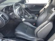 ✅ 2020 Jaguar F-Type P300 • VIN: SAJDD1GX4LCK68875 • Lot: 67753855. Wystawiony na Copart z przebiegiem 58 291 mil. Bezpłatny archiwum sprzedaży aukcyjnych z USA i szczegółowy raport historii pojazdu na DreamBid. Zdjęcie 7.