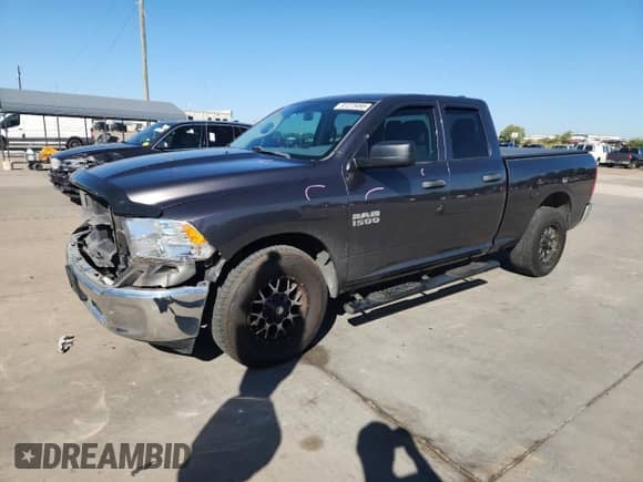 2017 Ram 1500 Express z VIN 1C6RR6FG5HS860648, wystawiony jako Copart lot #87273495 z przebiegiem 77 412 mil mil oraz Szkoda całkowita • Salvage title. Historia ofert i sprzedaży dostępna na DreamBid. Obrazek 1.
