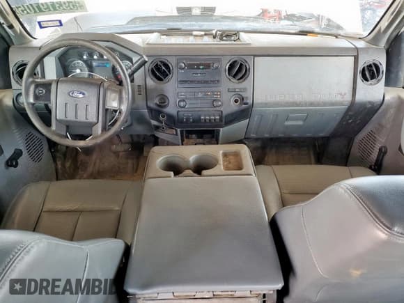 ✅ 2016 Ford F-250 XL • VIN: 1FT7W2A65GEA26456 • Lot: 59319105. Wystawiony na Copart z przebiegiem 136 713 mil. Bezpłatny archiwum sprzedaży aukcyjnych z USA i szczegółowy raport historii pojazdu na DreamBid. Zdjęcie 8.