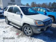 ✅ 2008 Kia Sportage LX • VIN: KNDJE723587458576 • Lot: 41630310. Wystawiony na IAAI z przebiegiem 132 679 mil. Bezpłatny archiwum sprzedaży aukcyjnych z USA i szczegółowy raport historii pojazdu na DreamBid. Zdjęcie 1.