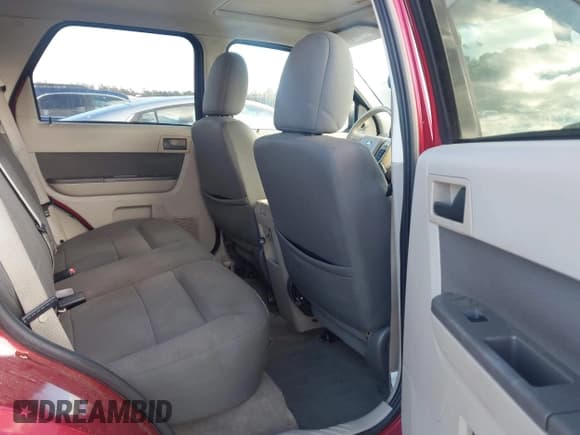 ✅ 2009 Ford Escape XLT • VIN: 1FMCU03789KA07673 • Lot: 43577512. Listed on IAAI with 197,812 mi. Free auction sales archive from the USA and detailed vehicle history report at DreamBid. Image 8.