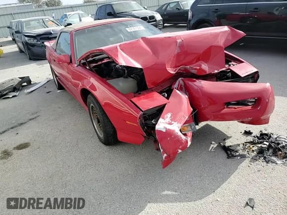 ✅ 1992 Pontiac Firebird • VIN: 1G2FS33E9NL207199 • Lot: 82141304. Listed on Copart with 86,424 mi. Free auction sales archive from the USA and detailed vehicle history report at DreamBid. Image 10.
