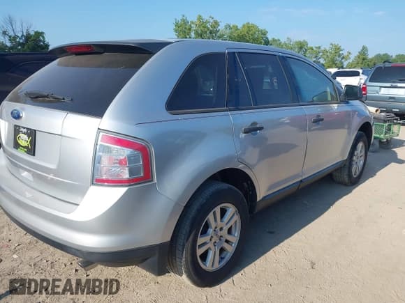 ✅ 2010 Ford Edge SE • VIN: 2FMDK3GC5ABB27223 • Лот: 42964670. Опубликован ранее на IAAI с пробегом 183 493 миль. Бесплатный доступ к архиву аукционных продаж из США и подробный отчёт об истории автомобиля на DreamBid. Изображение 4.