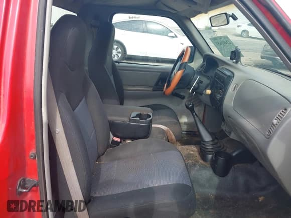 ✅ 2000 Ford Ranger XL • VIN: 1FTYR10C3YPA10825 • Lot: 42491651. Listed on IAAI with 234,516 mi. Free auction sales archive from the USA and detailed vehicle history report at DreamBid. Image 8.