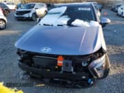 ✅ 2024 Hyundai Kona Limited • VIN: KM8HE3A64RU004921 • Лот: 44757785. Опубликован ранее на Copart с пробегом 2 882 миль. Бесплатный доступ к архиву аукционных продаж из США и подробный отчёт об истории автомобиля на DreamBid. Изображение 5.