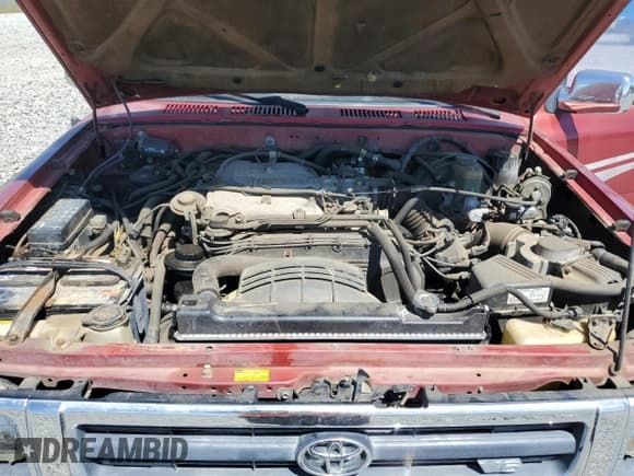 ✅ 1993 Toyota Pickup SR5 • VIN: JT4VN13G8P5105484 • Лот: 81039395. Опубликован ранее на Copart с пробегом 144 489 миль. Бесплатный доступ к архиву аукционных продаж из США и подробный отчёт об истории автомобиля на DreamBid. Изображение 11.