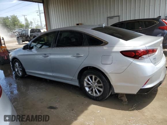 ✅ 2018 Hyundai Sonata SE • VIN: 5NPE24AF9JH698879 • Lot: 50980893. Listed on Copart with 41,977 mi. Free auction sales archive from the USA and detailed vehicle history report at DreamBid. Image 2.