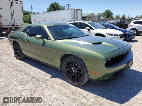 ✅ 2018 Dodge Challenger SXT Plus • VIN: 2C3CDZAG5JH216901 • Lot: 58117664. Wystawiony na Copart z przebiegiem 84 307 mil. Bezpłatny archiwum sprzedaży aukcyjnych z USA i szczegółowy raport historii pojazdu na DreamBid. Zdjęcie 4.