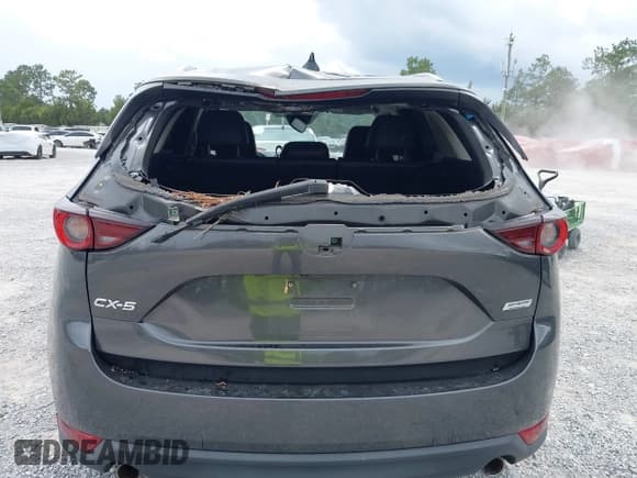 ✅ 2018 Mazda CX-5 Touring • VIN: JM3KFACM1J1407050 • Lot: 42430879. Wystawiony na IAAI z przebiegiem 68 362 mil. Bezpłatny archiwum sprzedaży aukcyjnych z USA i szczegółowy raport historii pojazdu na DreamBid. Zdjęcie 6.