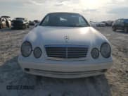✅ 2002 Mercedes-Benz CLK 320/430 • VIN: WDBLK65G52T109375 • Лот: 71832724. Опубликован ранее на Copart с пробегом 207 707 миль. Бесплатный доступ к архиву аукционных продаж из США и подробный отчёт об истории автомобиля на DreamBid. Изображение 5.