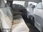 ✅ 2012 Toyota Sequoia SR5 • VIN: 5TDZM5G16CS003834 • Lot: 42662723. Wystawiony na IAAI z przebiegiem 194 039 mil. Bezpłatny archiwum sprzedaży aukcyjnych z USA i szczegółowy raport historii pojazdu na DreamBid. Zdjęcie 8.