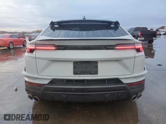 ✅ 2023 Lamborghini Urus Performante • VIN: ZPBUC3ZL1PLA27460 • Lot: 83781864. Listed on Copart with 9,091 mi. Free auction sales archive from the USA and detailed vehicle history report at DreamBid. Image 6.