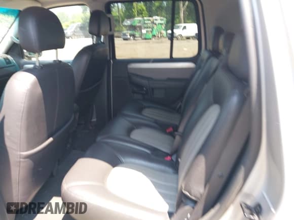 ✅ 2004 Mercury Mountaineer • VIN: 4M2DU86E34ZJ53426 • Лот: 42410215. Опубликован ранее на IAAI с пробегом 150 471 миль. Бесплатный доступ к архиву аукционных продаж из США и подробный отчёт об истории автомобиля на DreamBid. Изображение 8.