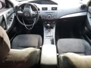 ✅ 2013 Mazda 3 i SV • VIN: JM1BL1TF9D1776987 • Лот: 85433525. Опубликован ранее на Copart с пробегом 144 798 миль. Бесплатный доступ к архиву аукционных продаж из США и подробный отчёт об истории автомобиля на DreamBid. Изображение 8.