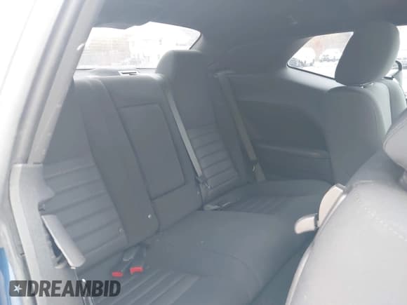 ✅ 2009 Dodge Challenger SE • VIN: 2B3LJ44V19H526672 • Lot: 43585990. Wystawiony na IAAI z przebiegiem 83 037 mil. Bezpłatny archiwum sprzedaży aukcyjnych z USA i szczegółowy raport historii pojazdu na DreamBid. Zdjęcie 8.