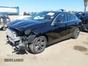 ✅ 2024 BMW 2 Series 228i xDrive • VIN: WBA73AK06R7R17311 • Lot: 42627557. Listed on IAAI with 1,363 mi. Free auction sales archive from the USA and detailed vehicle history report at DreamBid. Image 2.