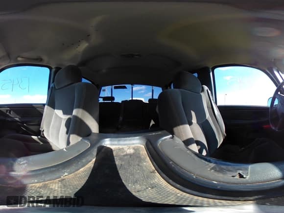 ✅ 2004 GMC Sierra 2500HD • VIN: 1GTHK23194F141150 • Lot: 41541345. Listed on IAAI with 233,501 mi. Free auction sales archive from the USA and detailed vehicle history report at DreamBid. Image 18.