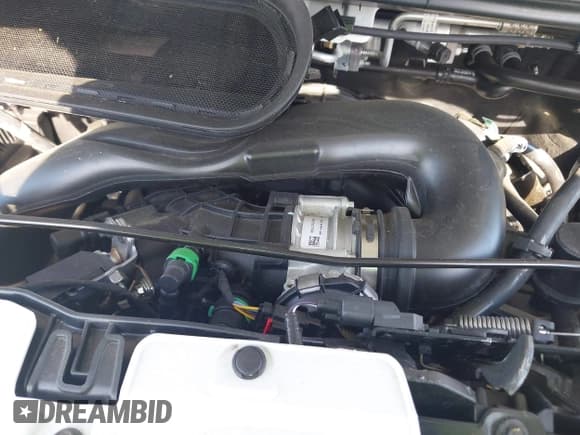 ✅ 2024 Ford Transit Passenger XL • VIN: 1FDAX2C89RKA86208 • Lot: 42260251. Wystawiony na IAAI z przebiegiem 2 635 mil. Bezpłatny archiwum sprzedaży aukcyjnych z USA i szczegółowy raport historii pojazdu na DreamBid. Zdjęcie 10.