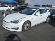 ✅ 2018 Tesla Model S 75D • VIN: 5YJSA1E20JF280706 • Lot: 43260587. Wystawiony na IAAI z przebiegiem 68 046 mil. Bezpłatny archiwum sprzedaży aukcyjnych z USA i szczegółowy raport historii pojazdu na DreamBid. Zdjęcie 2.