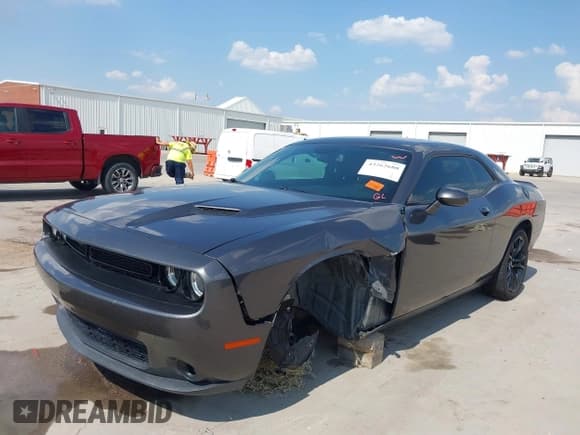 ✅ 2018 Dodge Challenger SXT • VIN: 2C3CDZAG8JH204564 • Lot: 43262680. Wystawiony na IAAI z przebiegiem 52 822 mil. Bezpłatny archiwum sprzedaży aukcyjnych z USA i szczegółowy raport historii pojazdu na DreamBid. Zdjęcie 2.