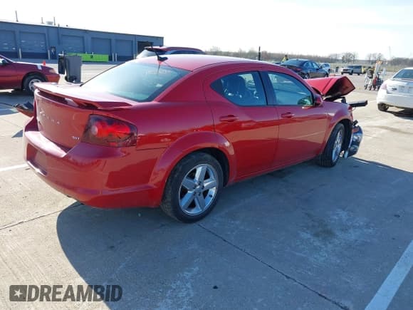 ✅ 2013 Dodge Avenger SXT • VIN: 1C3CDZCBXDN541038 • Lot: 42092214. Listed on IAAI with 89,075 mi. Free auction sales archive from the USA and detailed vehicle history report at DreamBid. Image 4.